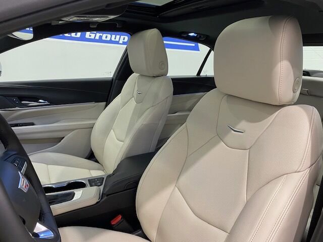 Used 2020 Cadillac CT4 Premium Luxury image 11