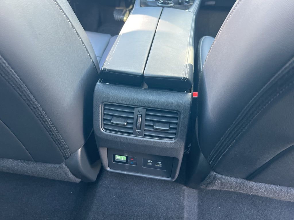 Certified 2023 Nissan Rogue SL w/ SL Premium Package image 22