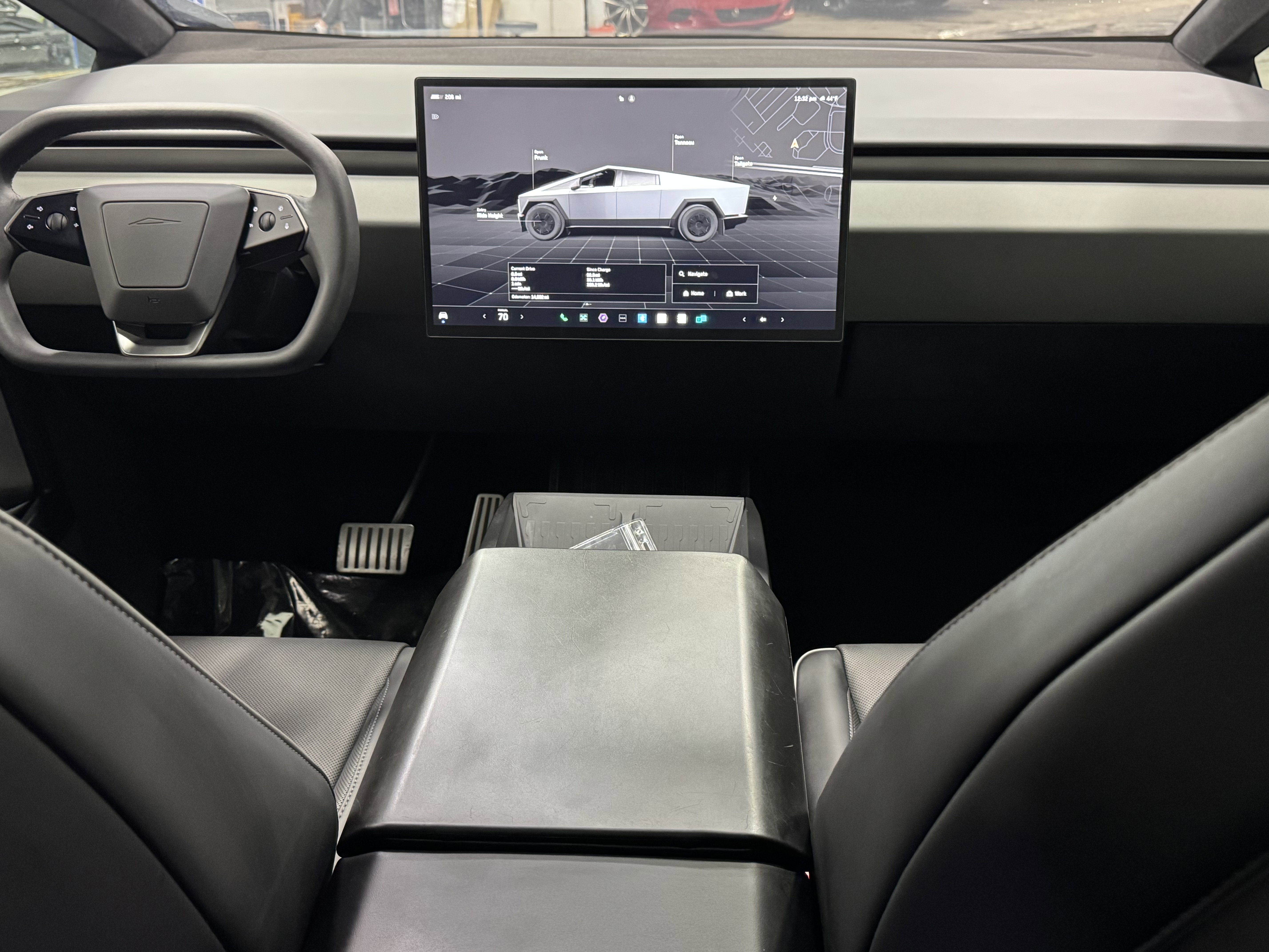 Used 2025 Tesla Cybertruck AWD Crew Cab image 20