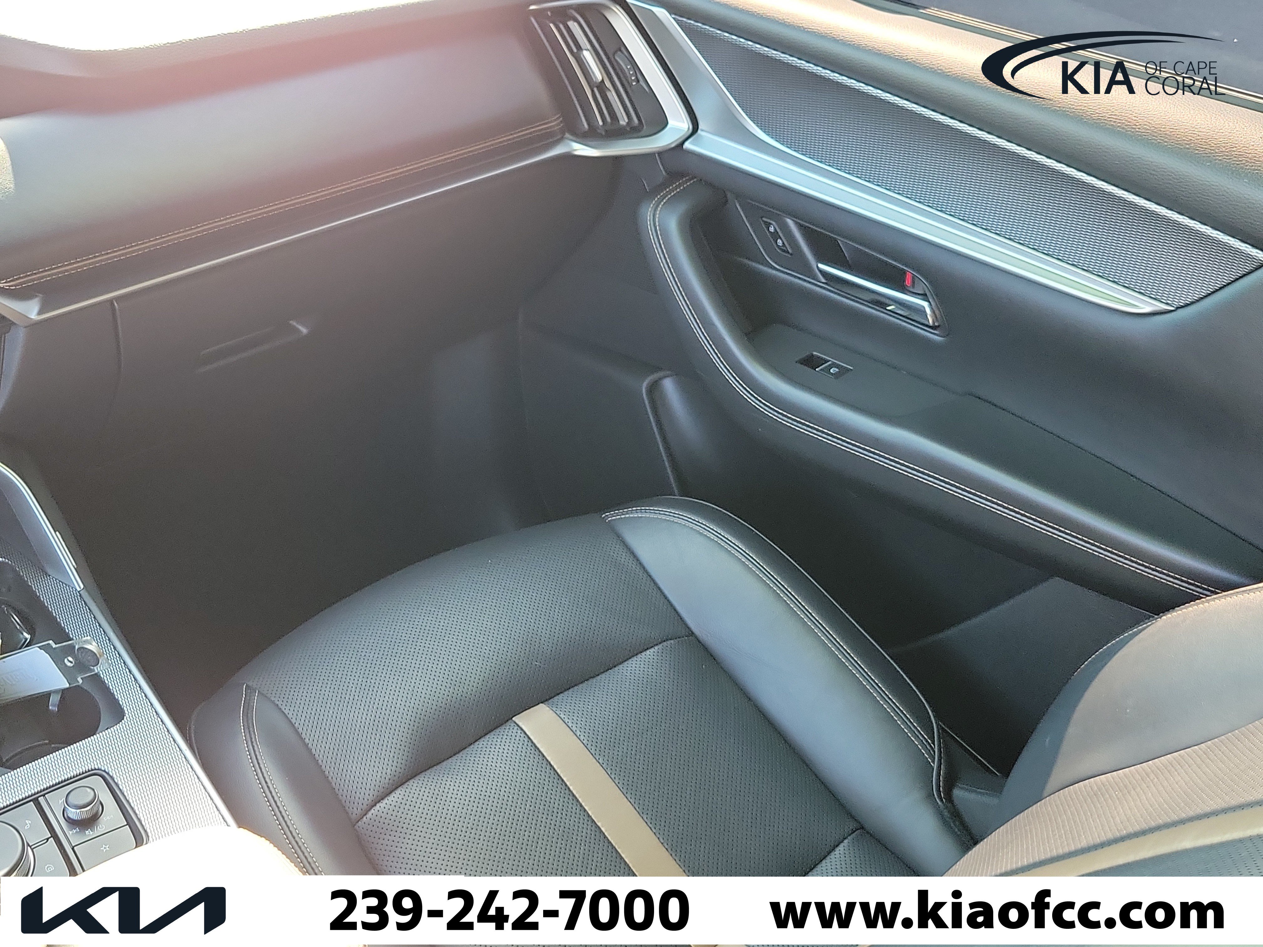 Used 2024 MAZDA CX-90 Plug-In Hybrid w/ Premium Plus AWD/4WD image 21
