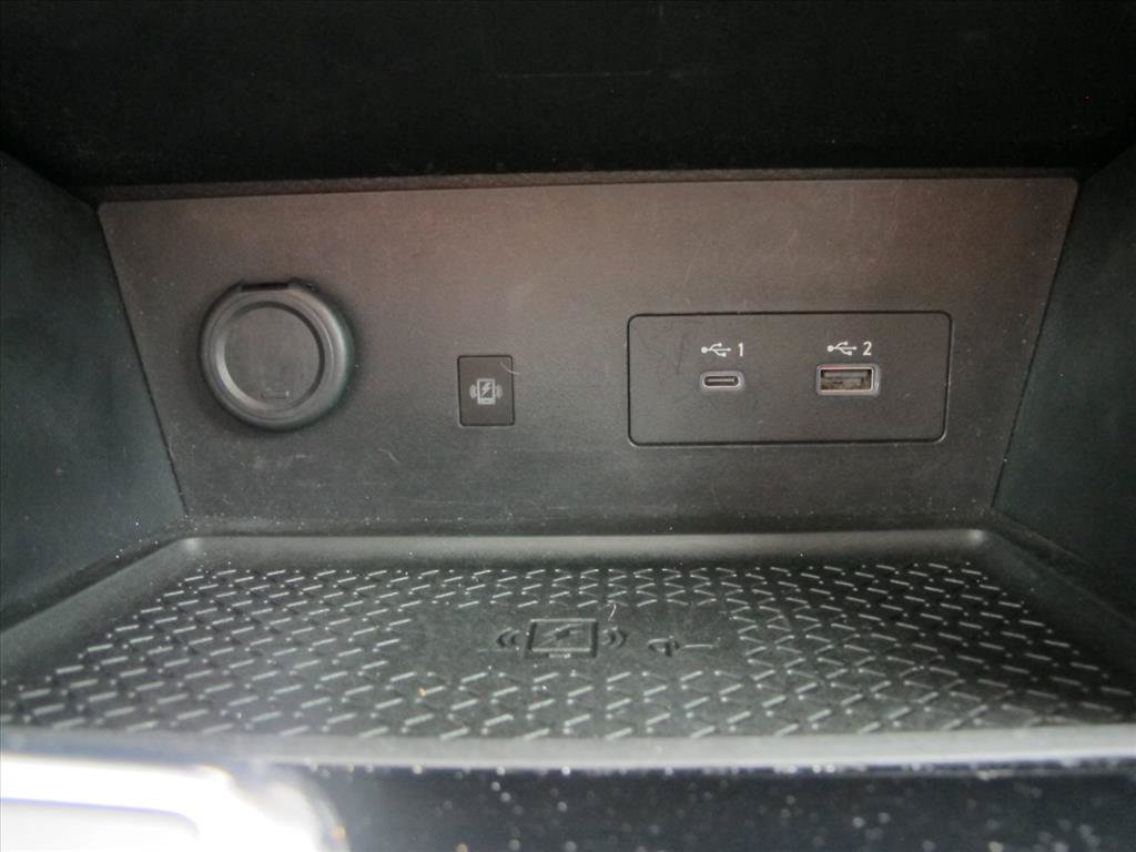 Used 2023 Nissan Pathfinder SL w/ Lighting Package (N92) FWD image 13