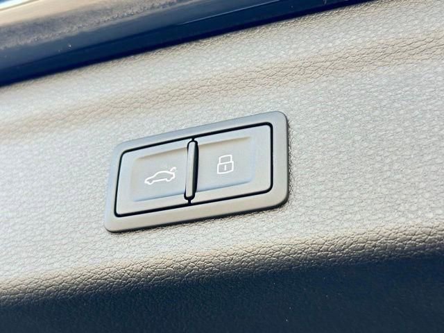 New 2025 Audi Q3 2.0T Premium image 34