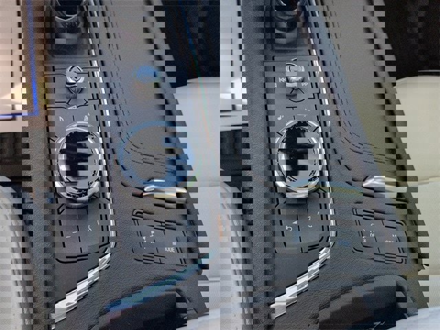 Used 2024 Cadillac XT6 Sport w/ Technology Package image 25