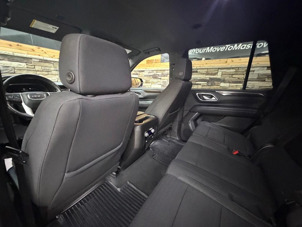 Used 2022 GMC Yukon SLE AWD/4WD image 40