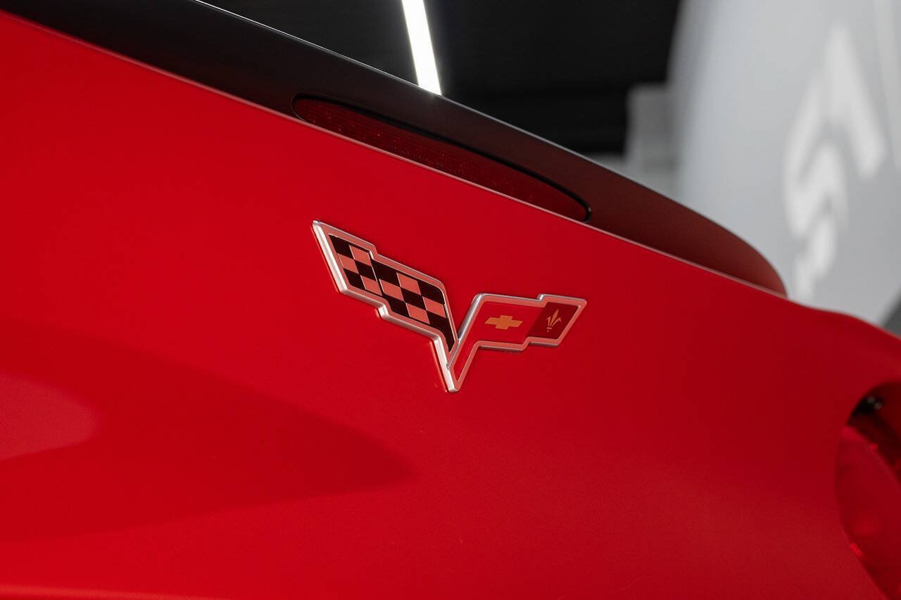 Used 2007 Chevrolet Corvette Z06 w/ Preferred Equipment Group RWD image 90