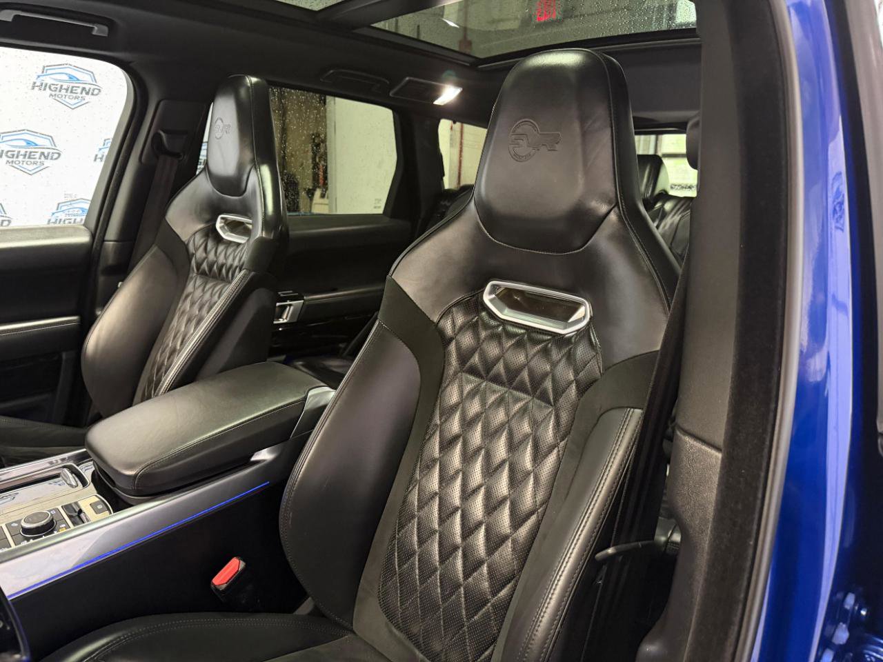 Used 2020 Land Rover Range Rover Sport SVR AWD/4WD image 18
