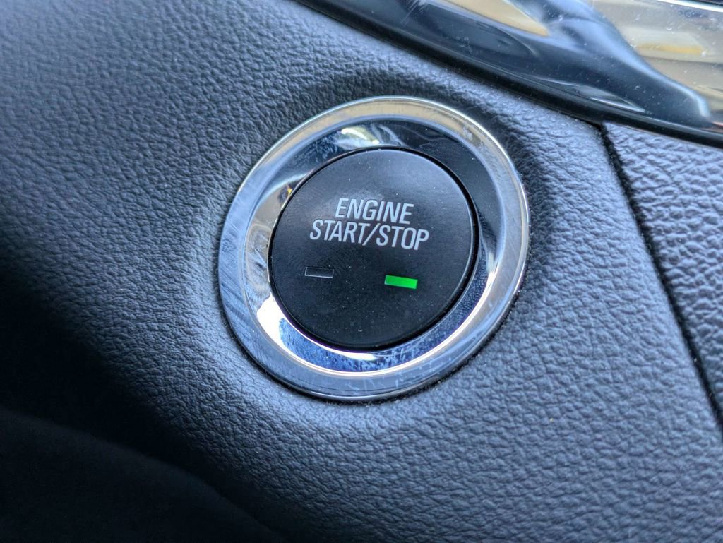 Used 2015 Chevrolet Impala LTZ FWD image 39