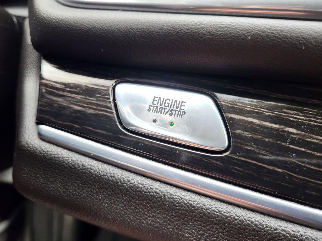 Used 2020 Buick Enclave Avenir w/ Avenir Technology Package image 16