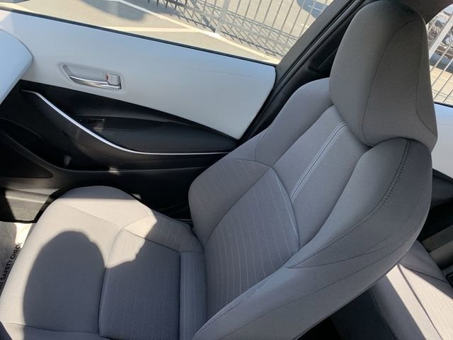 Used 2025 Toyota Corolla SE image 29