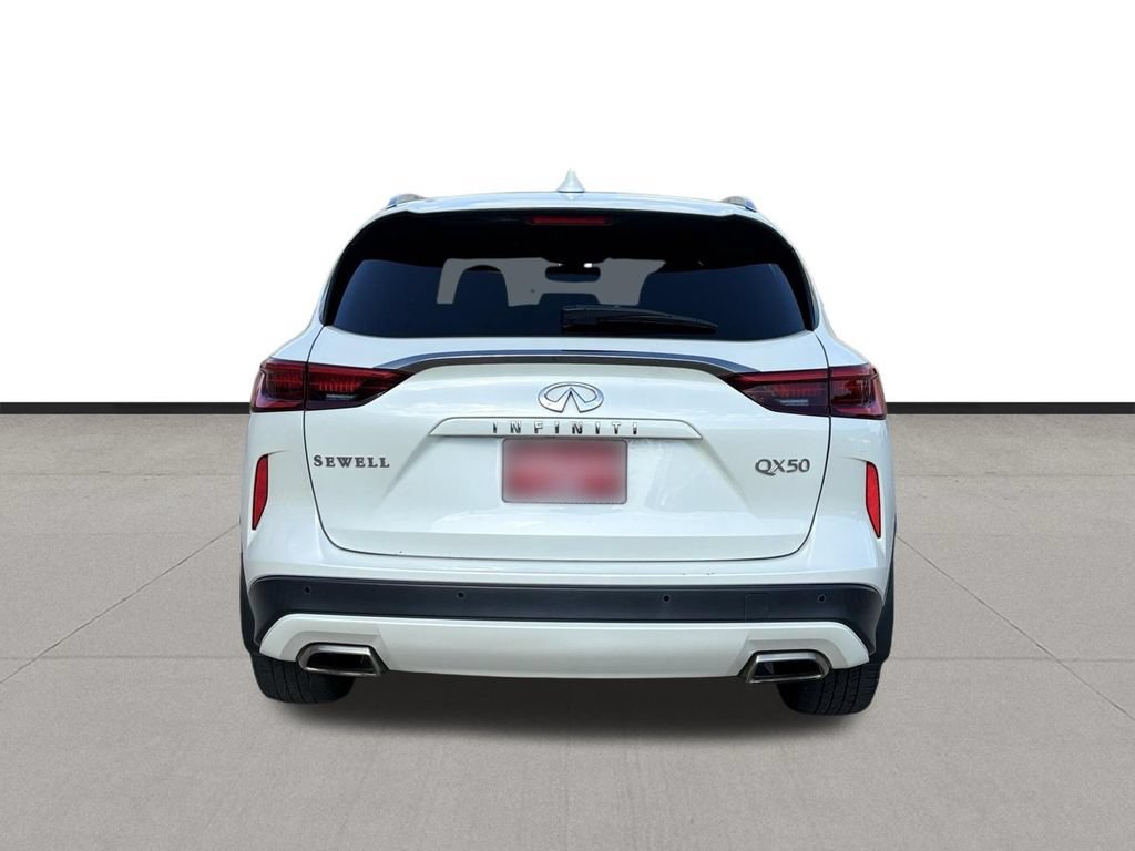 Used 2021 INFINITI QX50 Luxe w/ Appearance Package FWD image 6