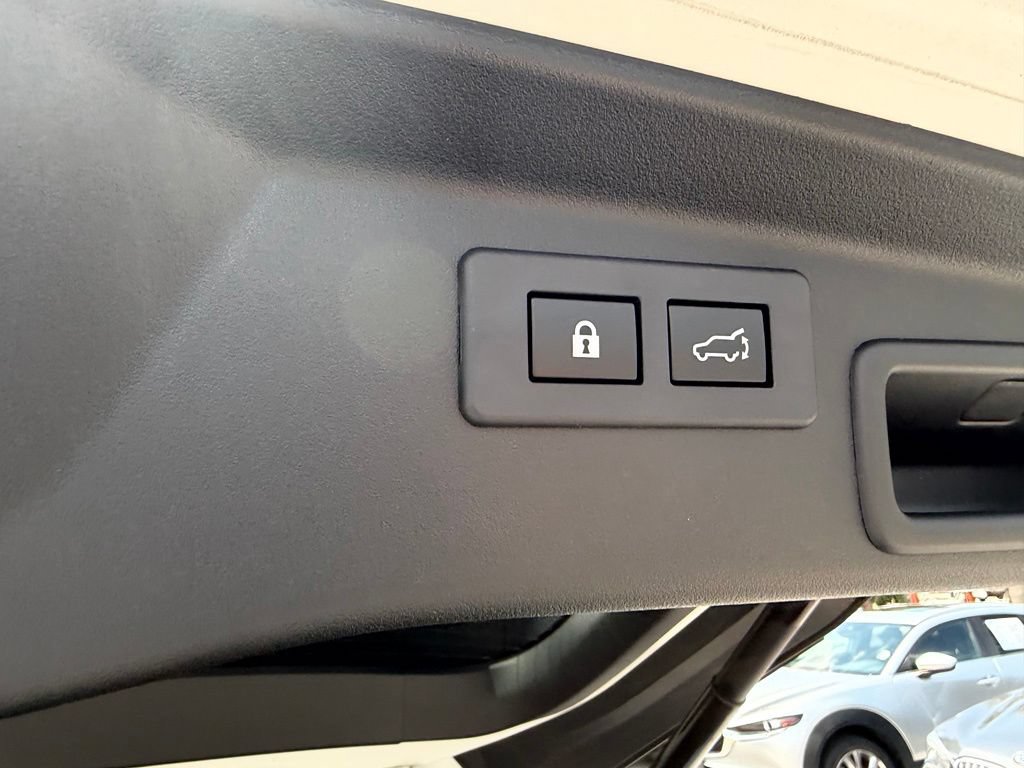 Used 2026 Subaru Outback Premium AWD/4WD image 6
