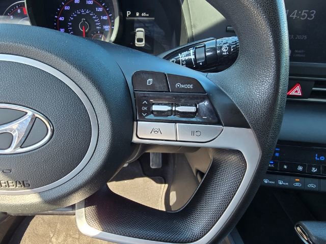 Used 2021 Hyundai Elantra SEL image 18