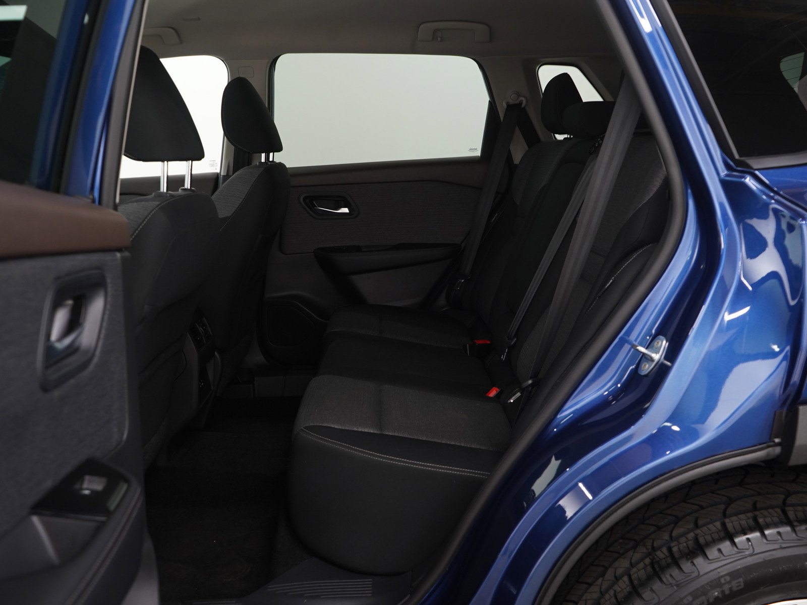 Used 2022 Nissan Rogue SV image 19