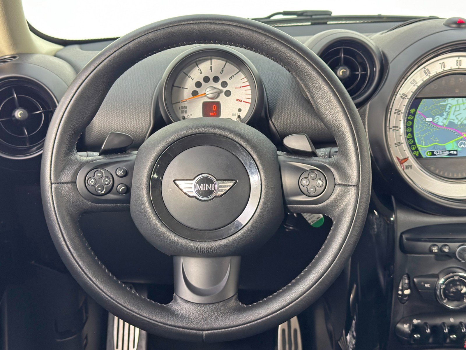 Used 2014 MINI Cooper Paceman S image 17