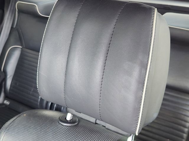 Used 2019 Land Rover Discovery HSE Luxury image 24