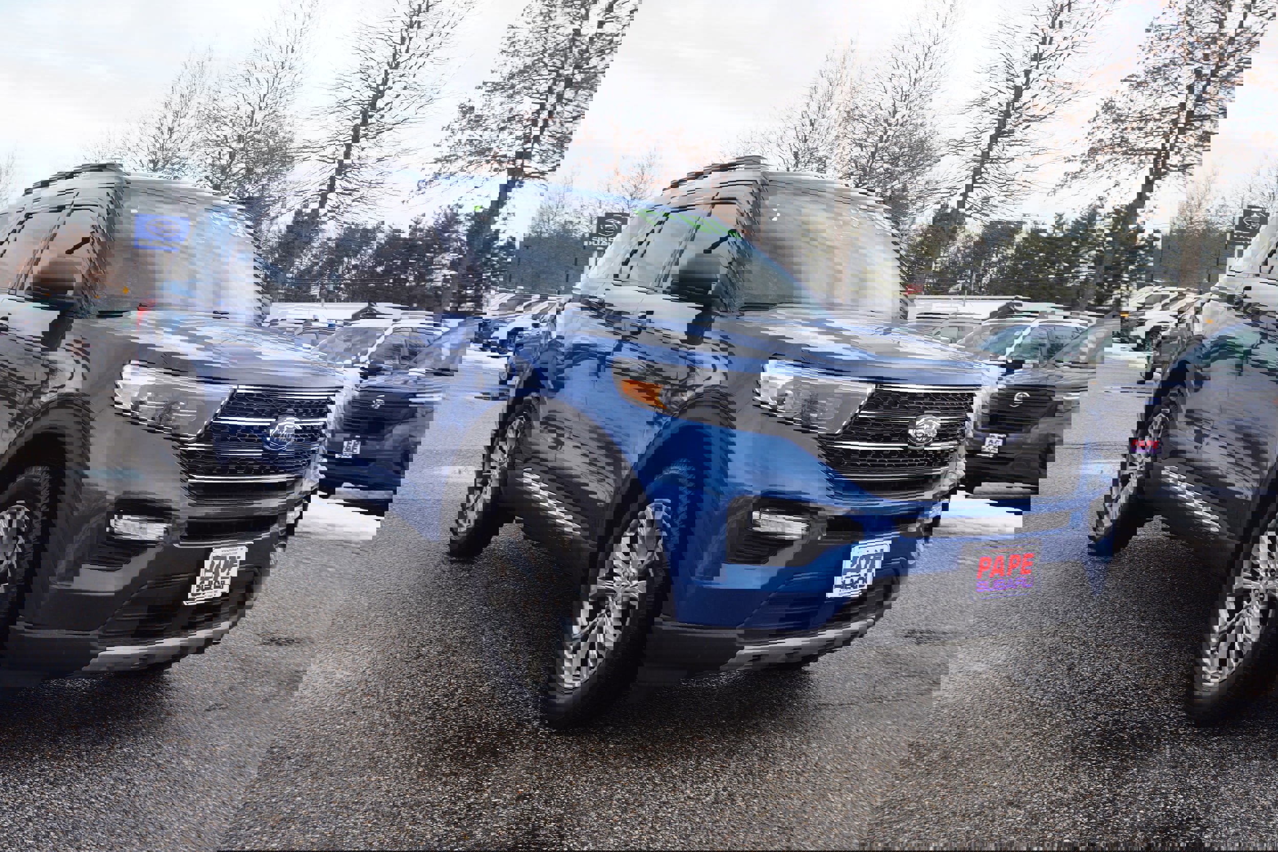 Used 2020 Ford Explorer XLT w/ Equipment Group 202A image 3