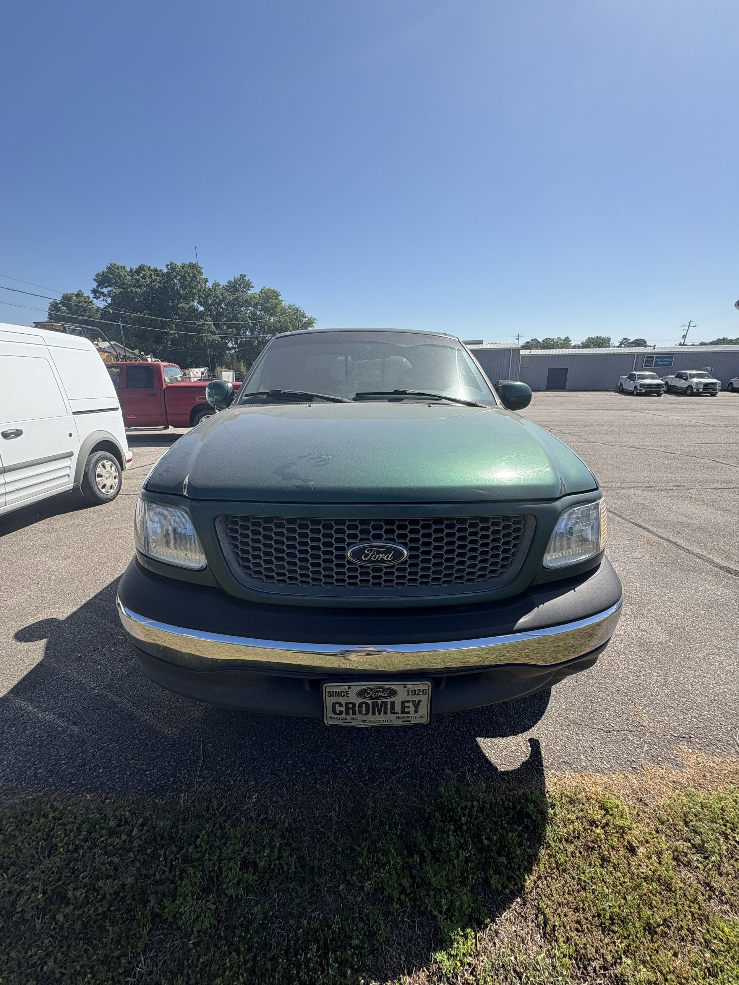 Used 2000 Ford F150 XLT RWD image 3