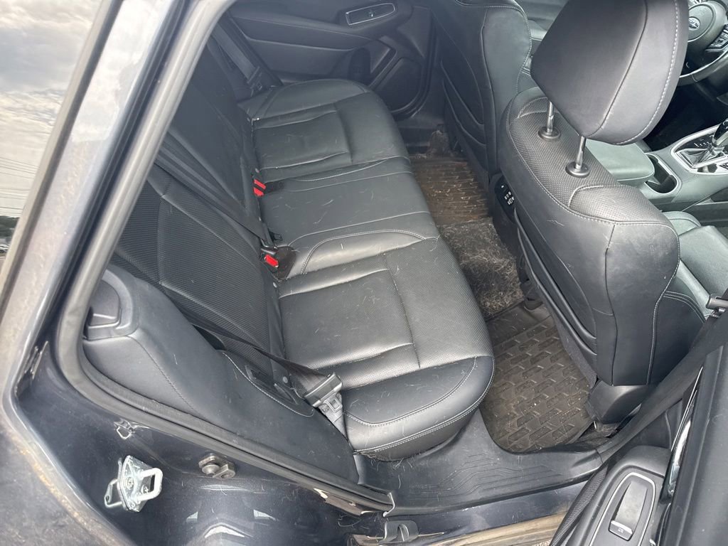 Used 2023 Subaru Outback Touring AWD/4WD image 7