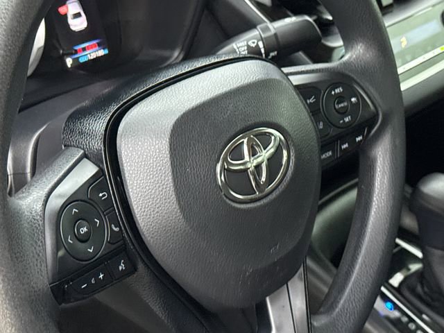 Used 2021 Toyota Corolla LE FWD image 29