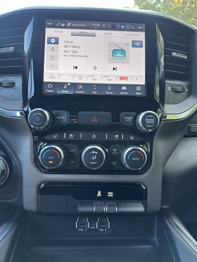 Used 2024 RAM 1500 Laramie image 28