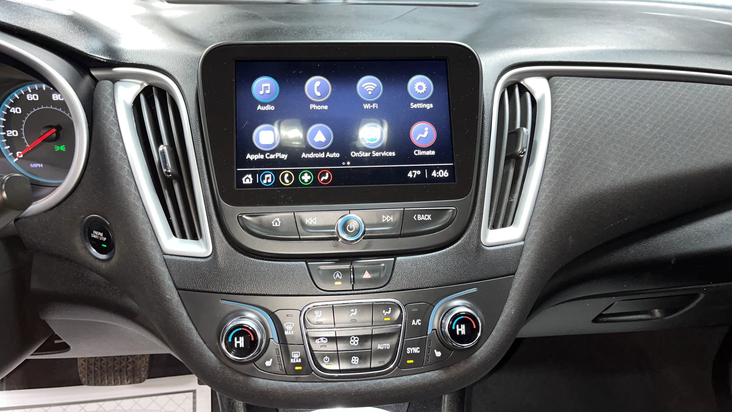 Used 2022 Chevrolet Malibu LT image 27