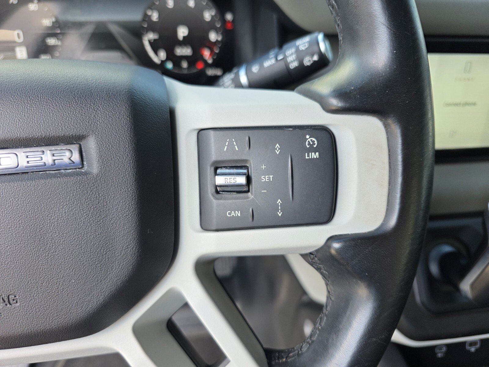 Certified 2023 Land Rover Defender 90 S AWD/4WD image 18