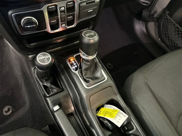 Used 2023 Jeep Wrangler Unlimited w/ Cold Weather Group image 20