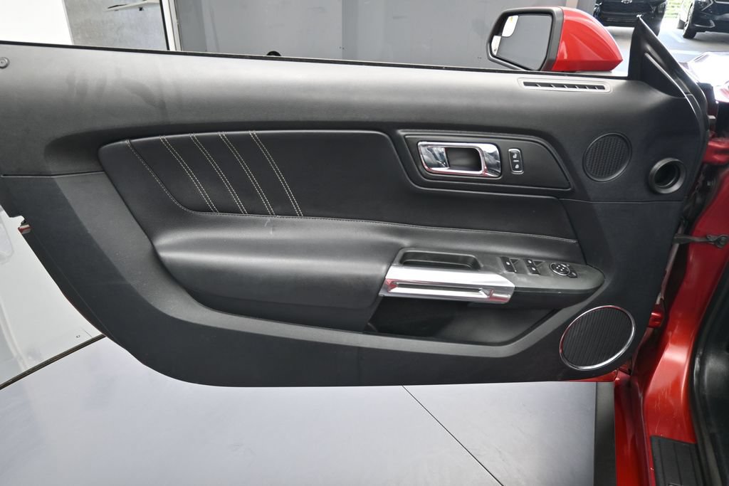 Used 2016 Ford Mustang GT Premium RWD image 13
