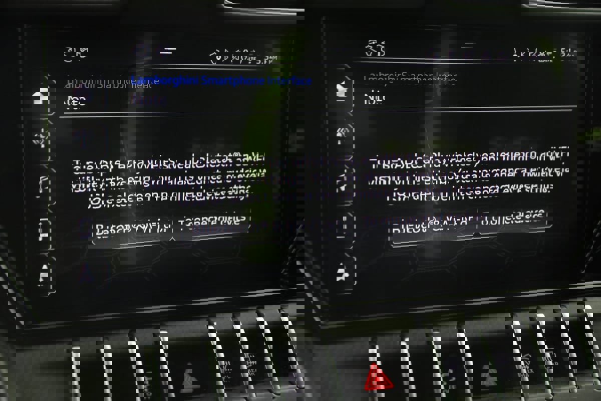 Used 2022 Lamborghini Urus image 61