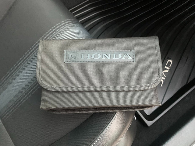 Used 2025 Honda Civic Sport image 13