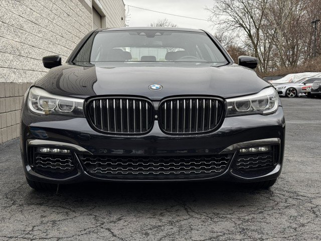 Used 2017 BMW 740i RWD image 4