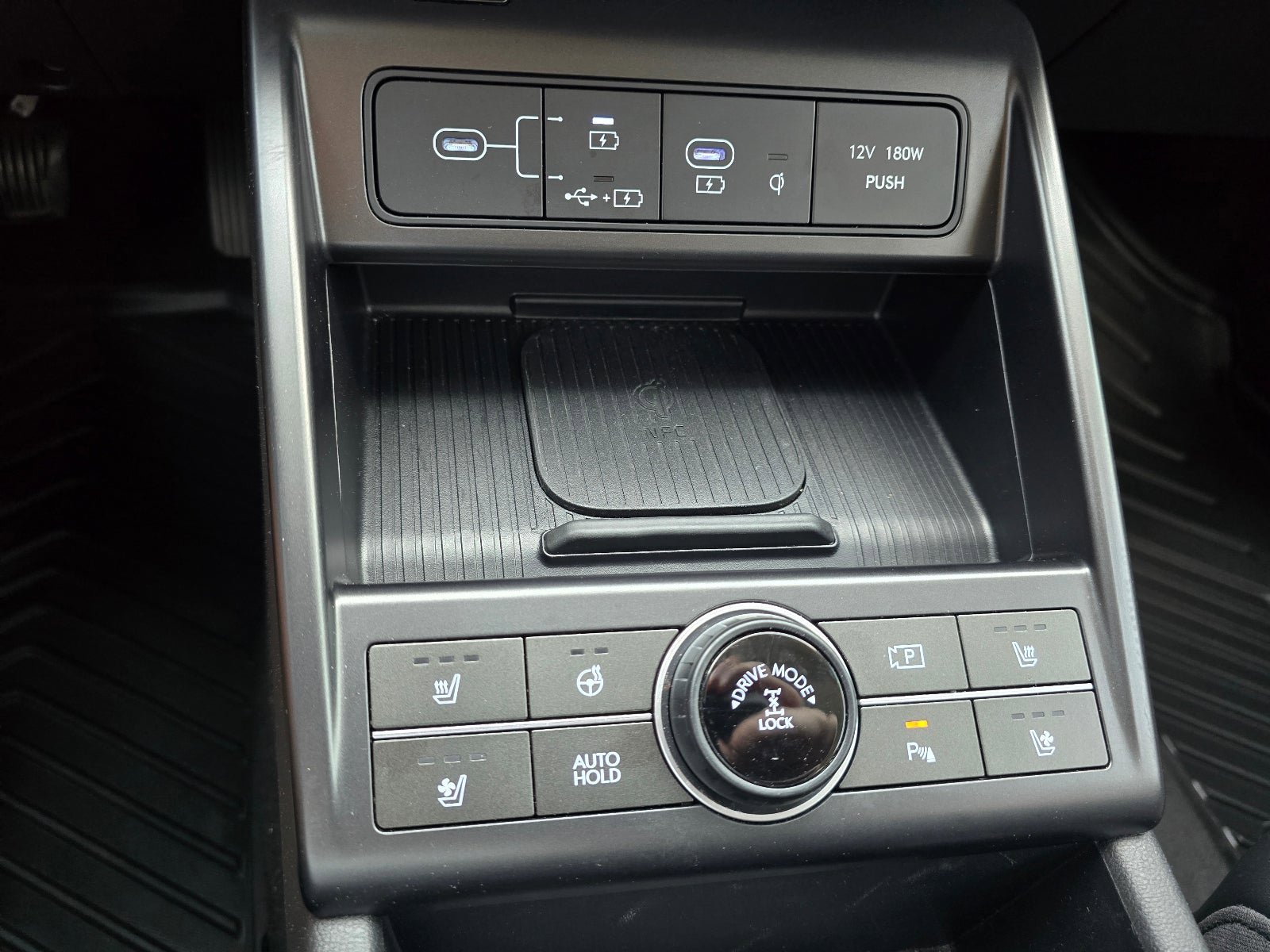 Used 2024 Hyundai Kona Limited AWD/4WD image 20