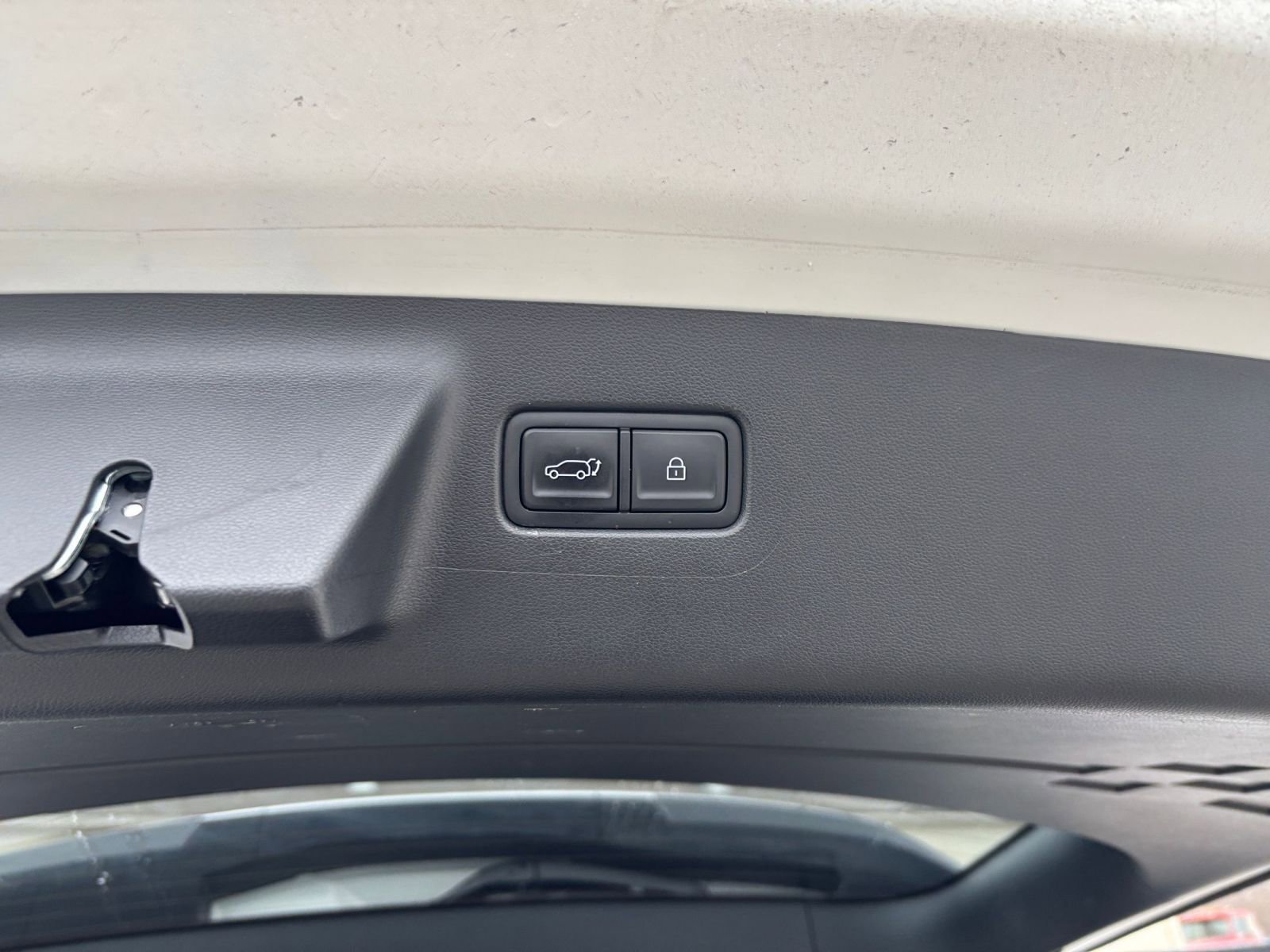 Used 2025 Hyundai Santa Fe SEL image 23