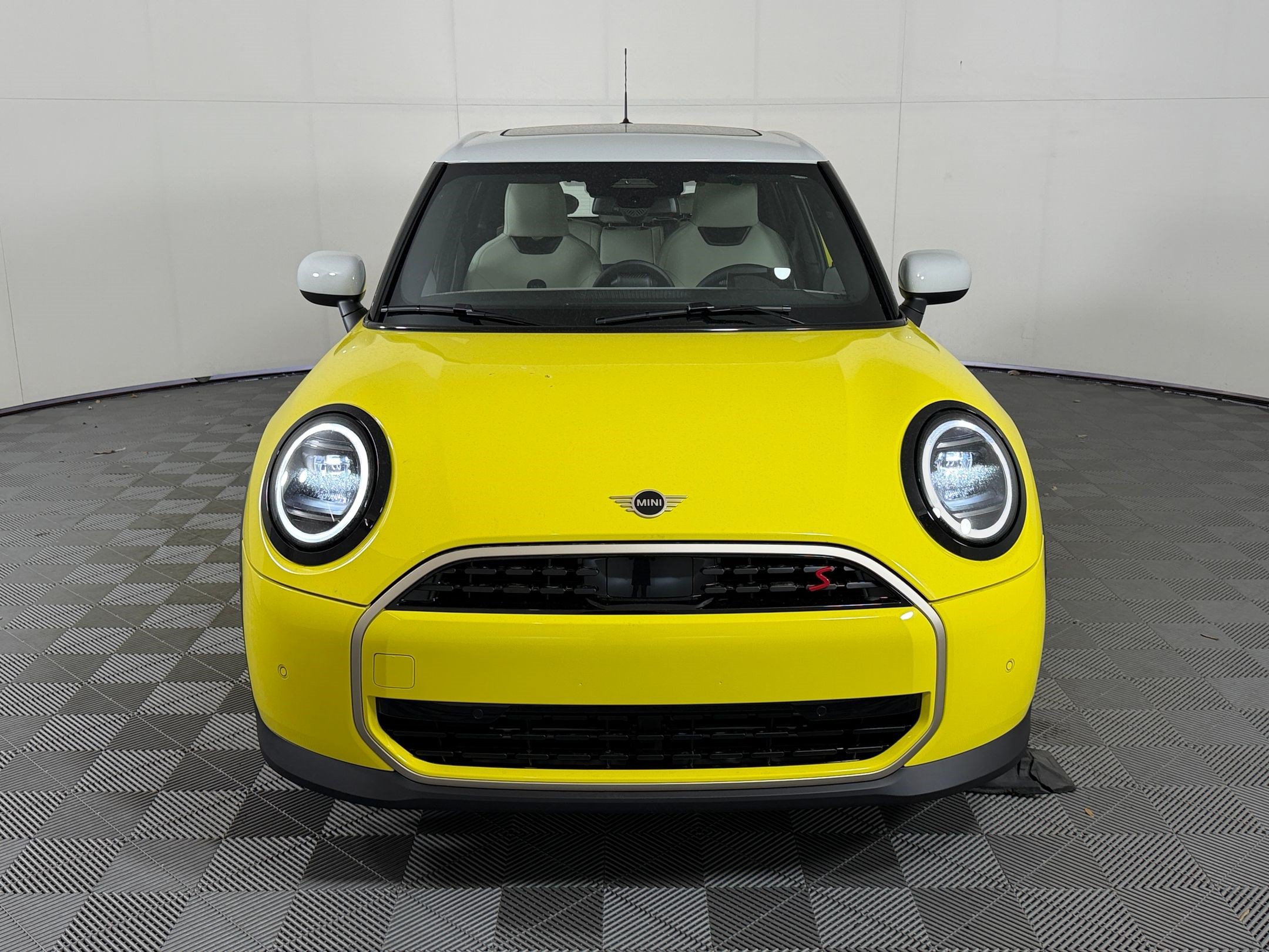 Used 2026 MINI Cooper S FWD image 6