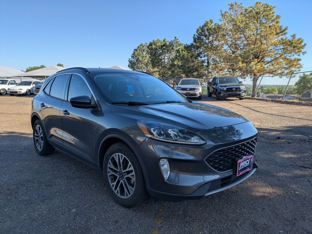 Used 2020 Ford Escape SEL FWD image 3