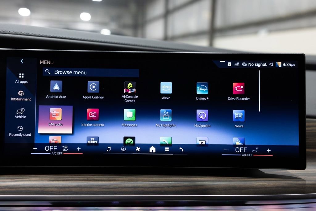 Used 2025 BMW i7 xDrive60 image 60