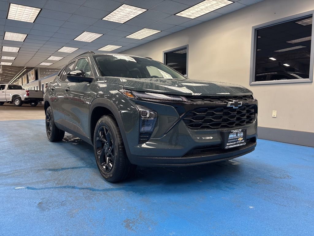 New 2026 Chevrolet Trax LT image 1