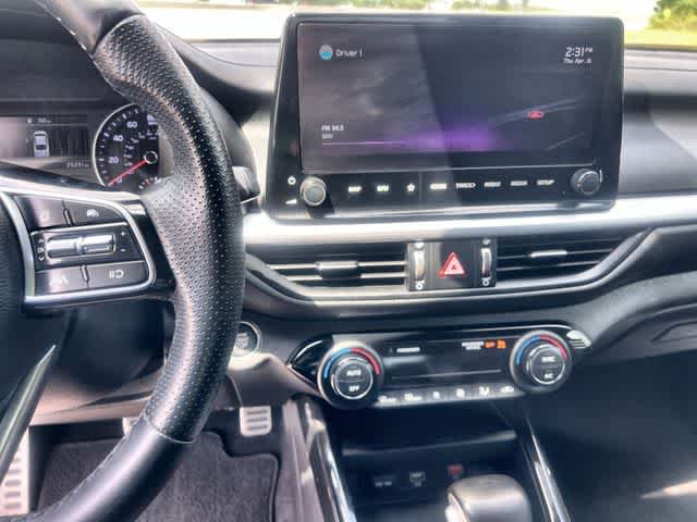 Used 2022 Kia Forte GT-Line FWD image 18