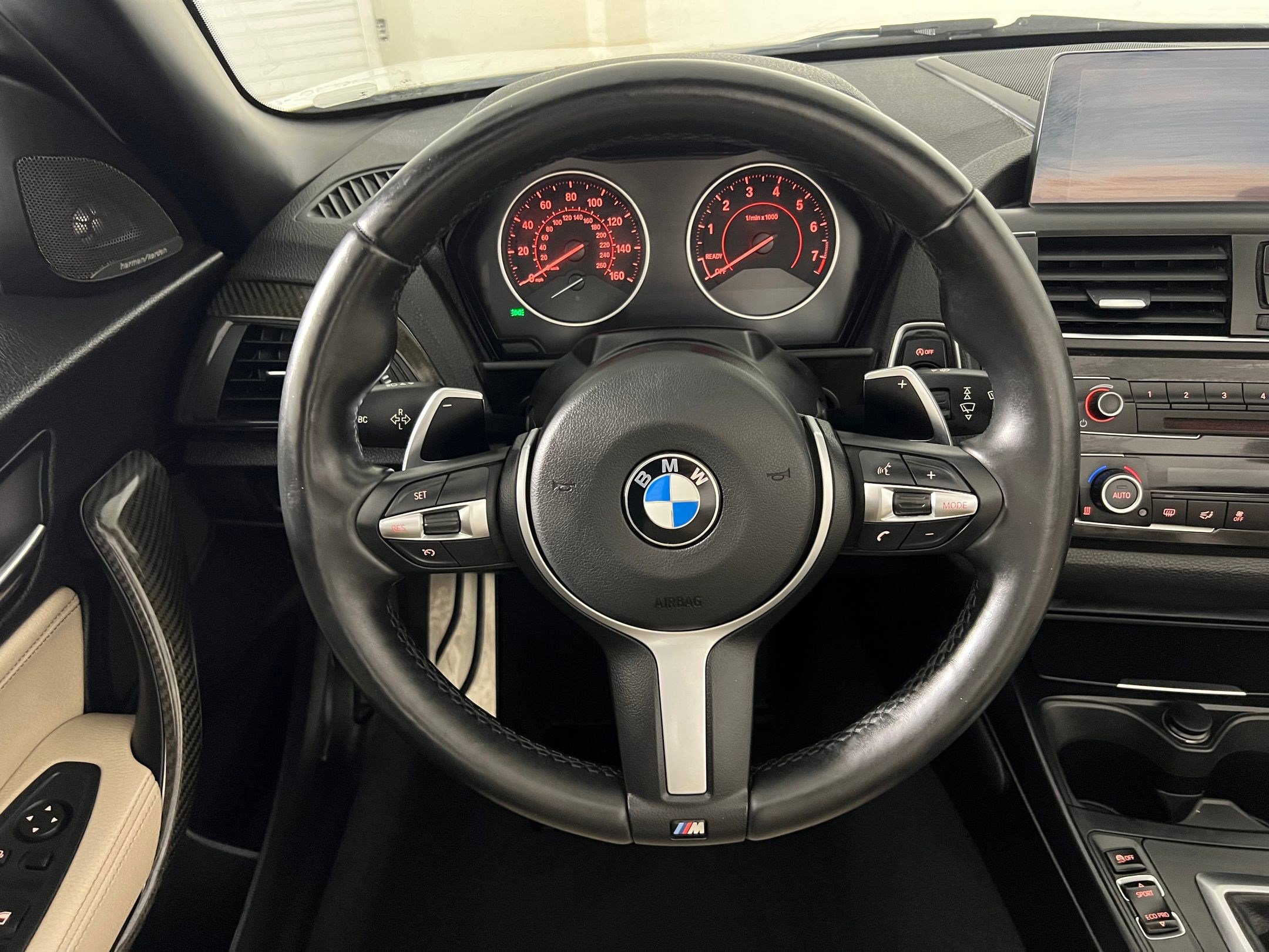Used 2016 BMW M235i Convertible image 15