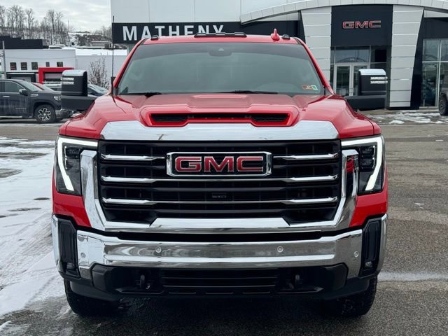 Used 2024 GMC Sierra 3500 SLT w/ SLT Premium Package image 8