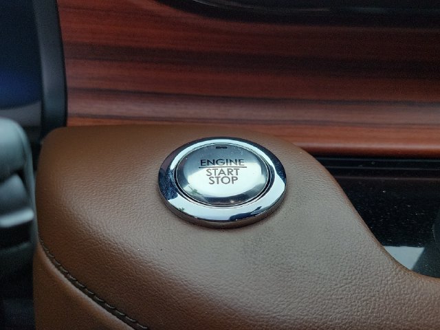 Used 2024 Lincoln Aviator Reserve w/ Jet Package RWD image 23
