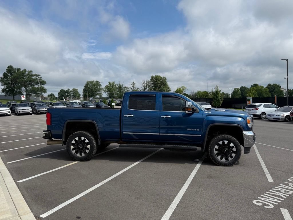 Used 2019 GMC Sierra 2500 SLT w/ Duramax Plus Package AWD/4WD image 7