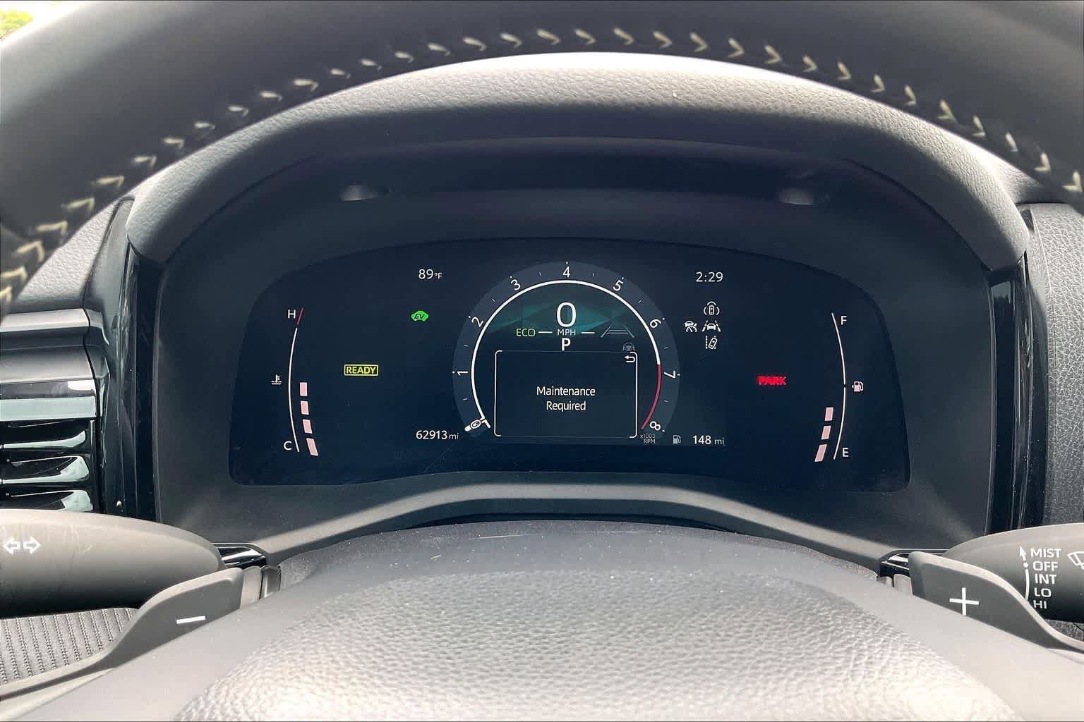 Used 2025 Toyota Camry SE w/ Convenience Package FWD image 17