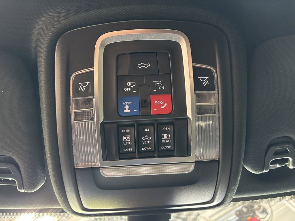 Used 2019 RAM 2500 Power Wagon AWD/4WD image 44