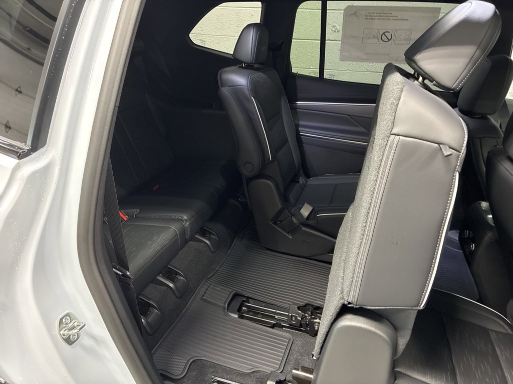 New 2026 Buick Enclave Sport Touring w/ Power Package image 17