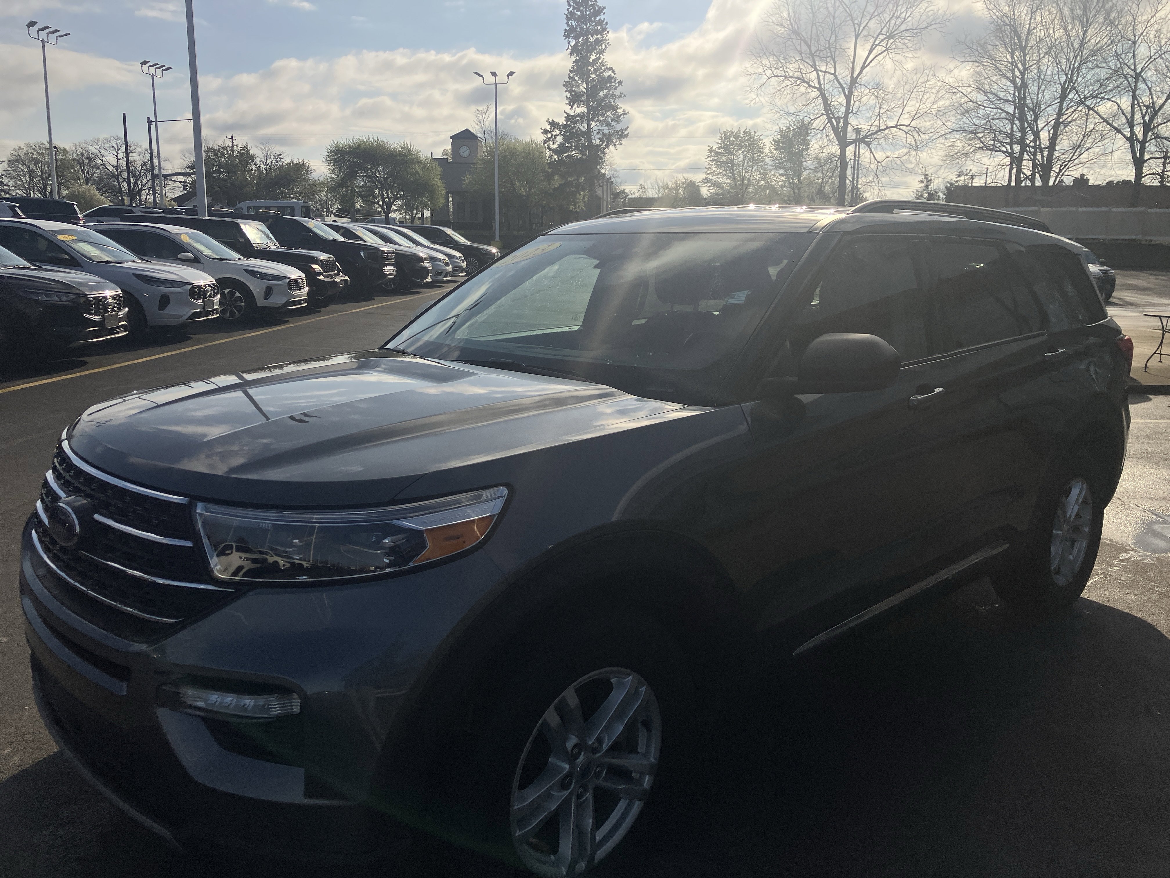 Certified 2023 Ford Explorer XLT w/ Equipment Group 202A image 3