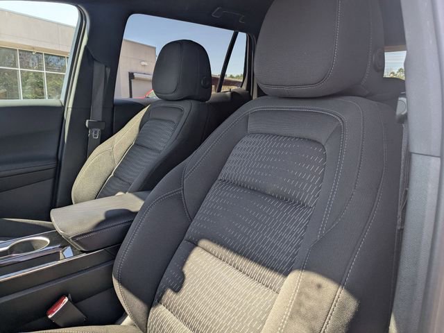 Used 2025 Chevrolet Equinox LT image 14