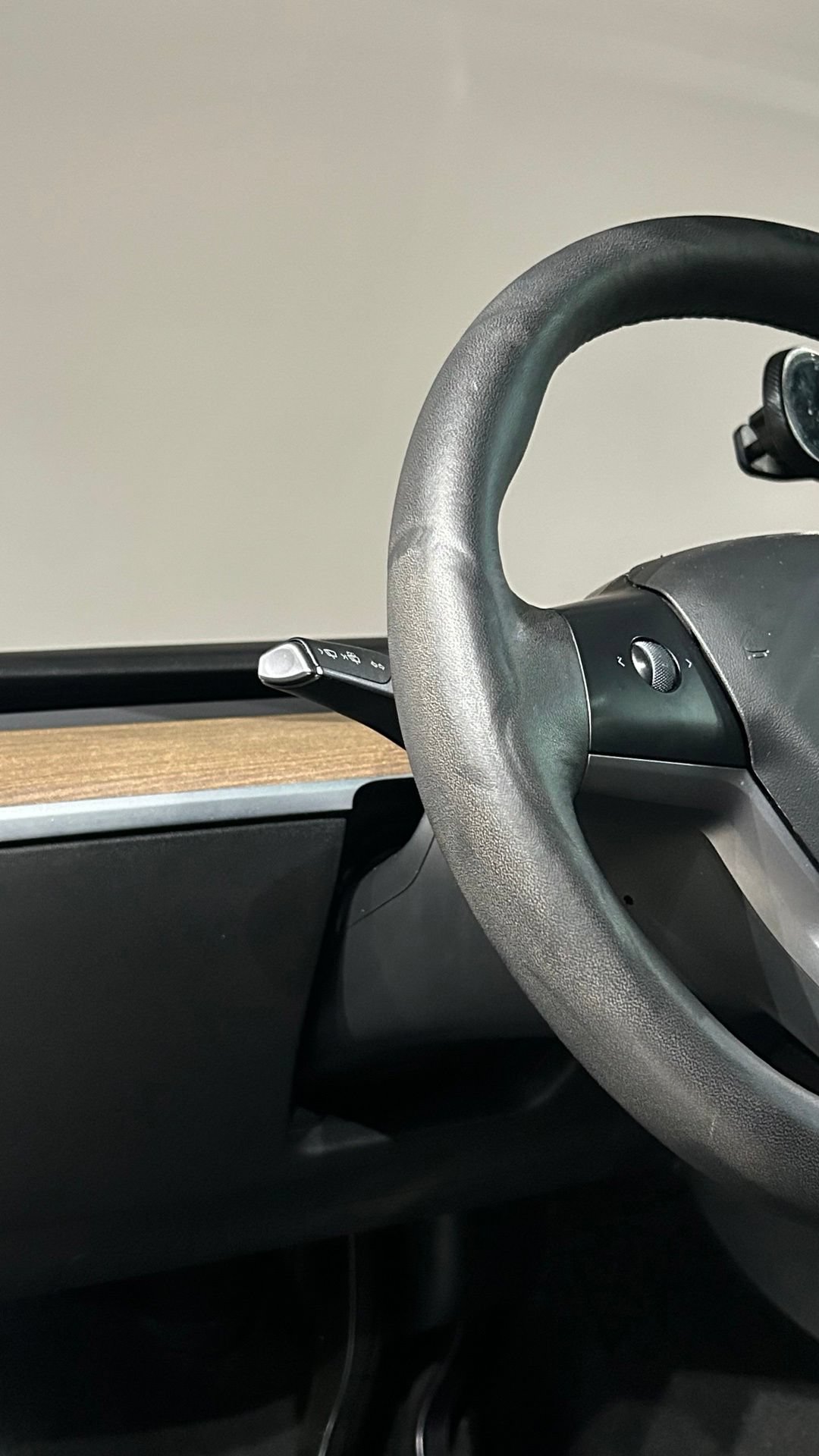 Used 2022 Tesla Model Y Long Range AWD/4WD image 42