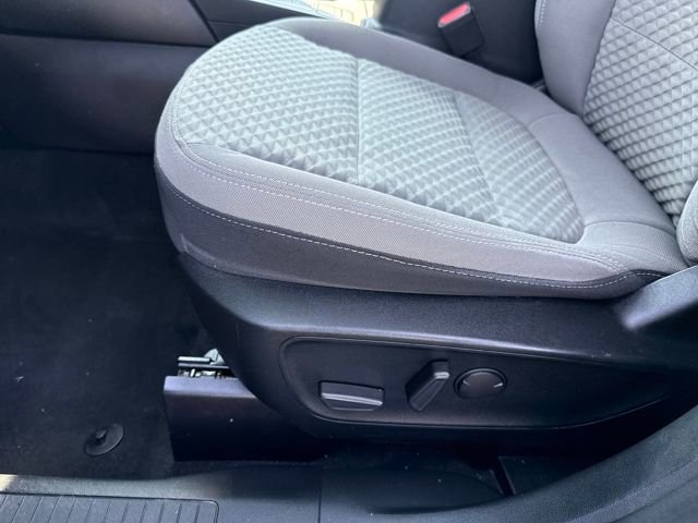 Used 2020 Ford Escape SE Sport FWD image 10