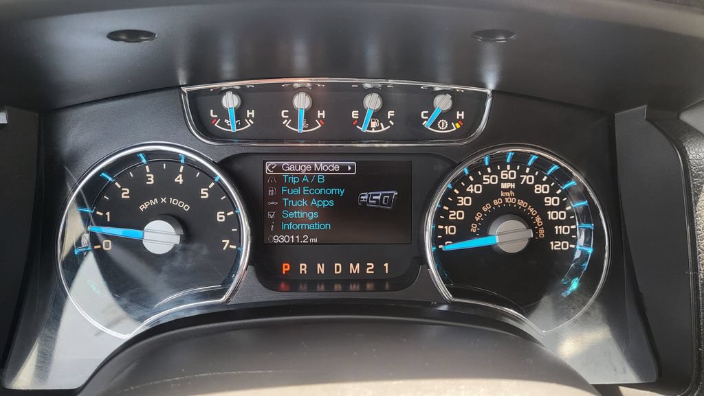 Used 2014 Ford F150 Lariat w/ Equipment Group 502A Luxury RWD image 30